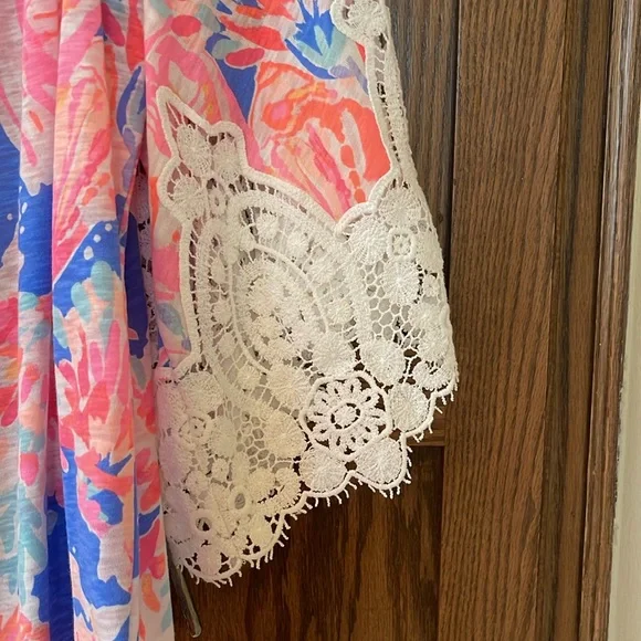 Lilly Pulitzer Zaylee Off Shoulder Blouse Top Lace Sleeve Elastic Neck Medium - Picture 3 of 10